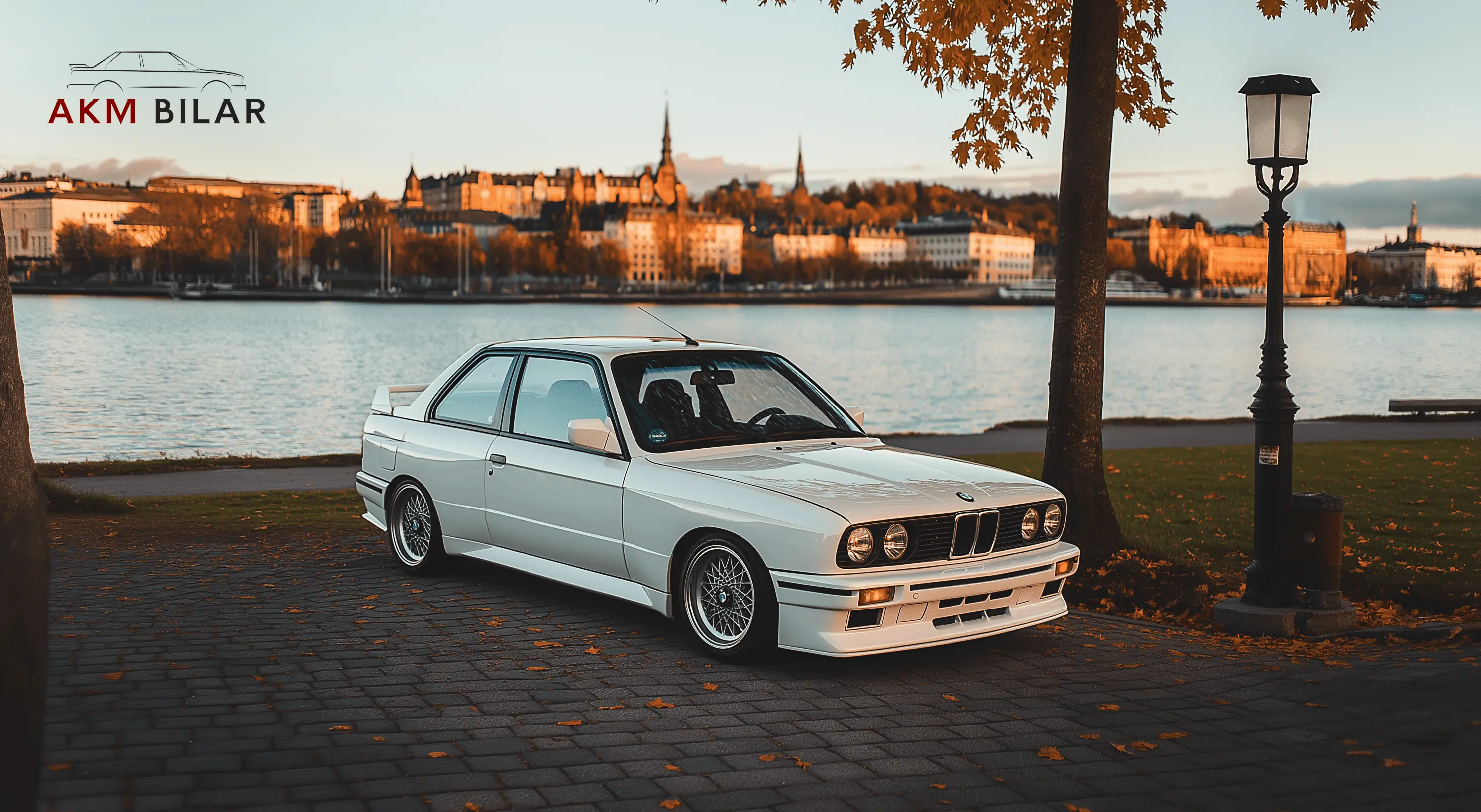 AKM Bilar BMW E30 M3 Cover